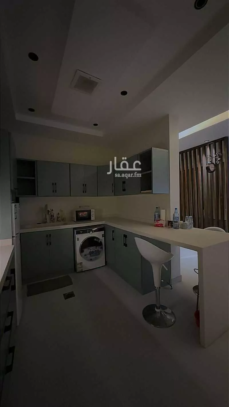 شقة 4 غرف في العارض 4