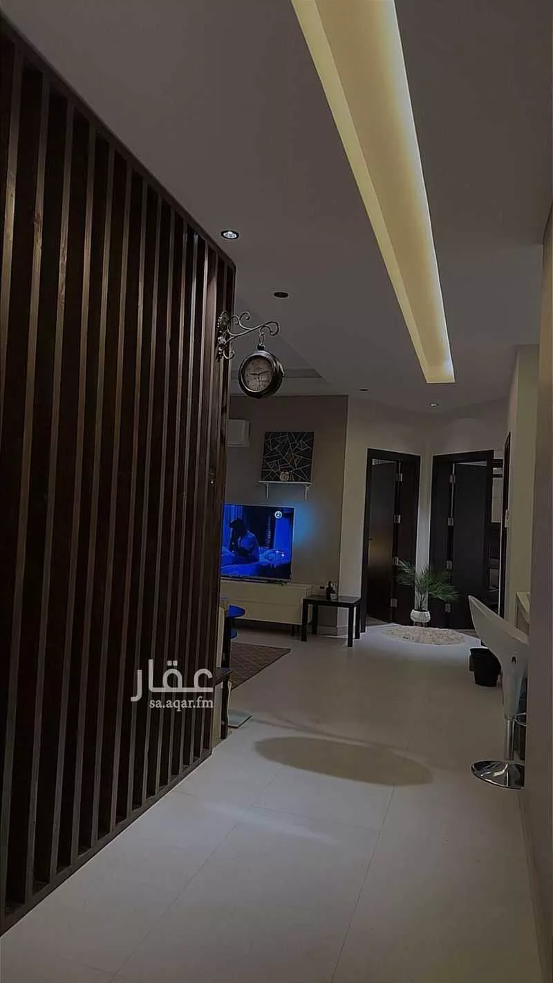 شقة 4 غرف في العارض 8