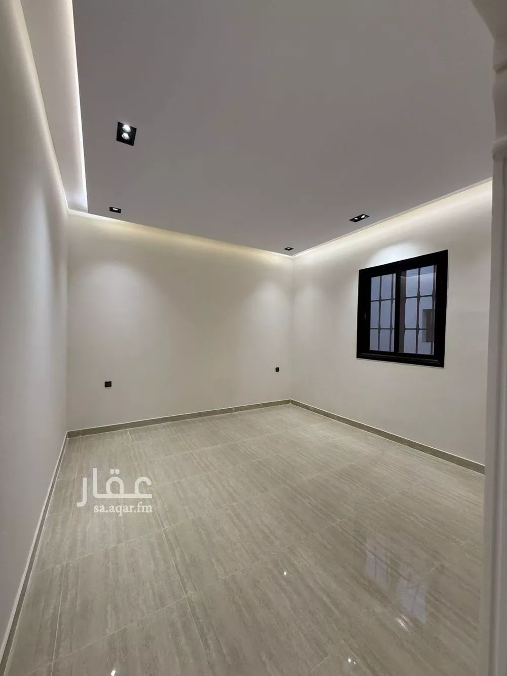 4 bedroom floor in Al Rimal 4
