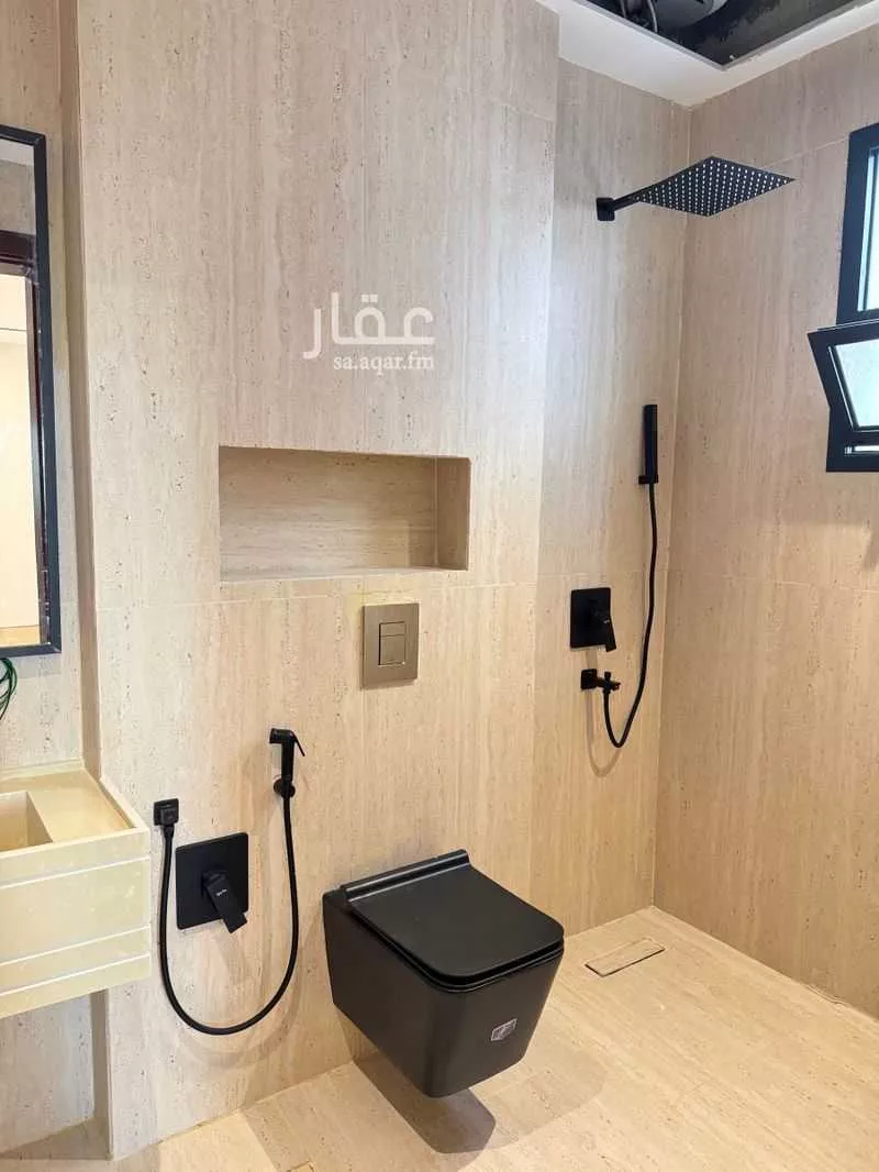 3 bedroom apartment in Al Rimal 6