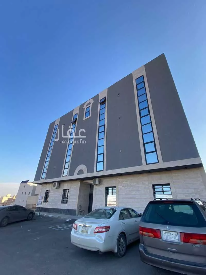 4 bedroom apartment in Al Hazm, Riyadh 6