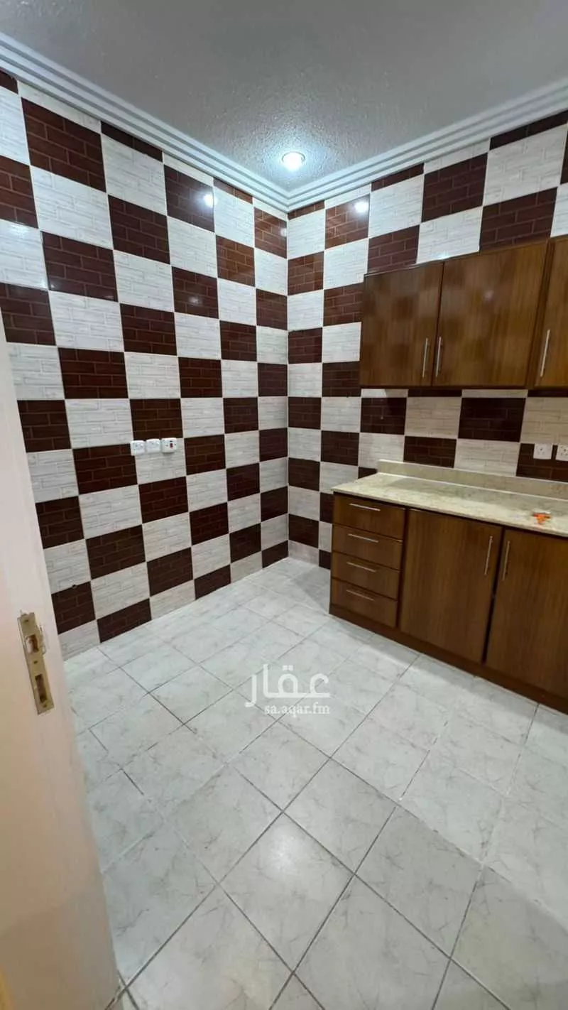 4 bedroom apartment in Al Wahah 8