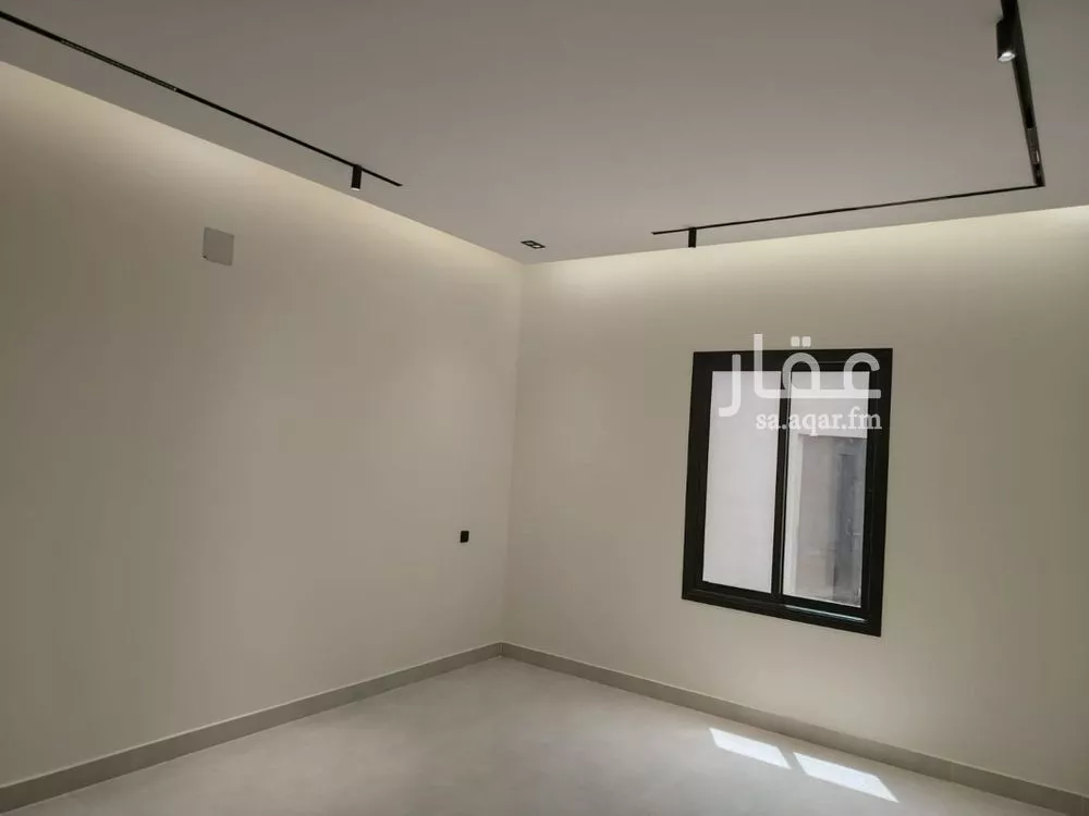 6 bedroom villa in Al Rimal 5