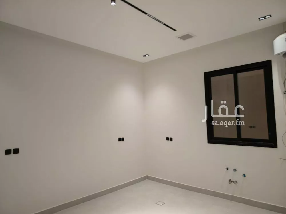 6 bedroom villa in Al Rimal 8