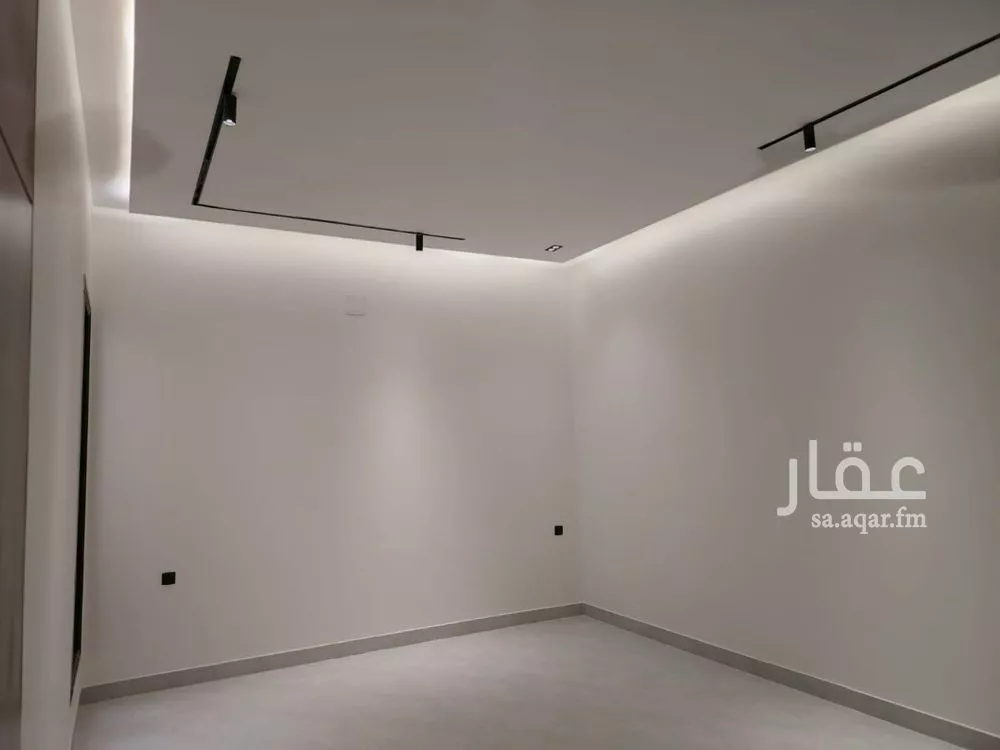 6 bedroom villa in Al Rimal 10