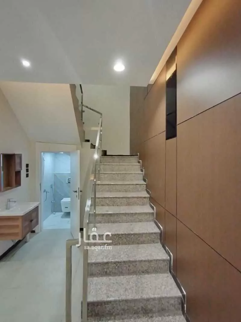 5 bedroom apartment in Al Uraija Al Gharbiyah, Riyadh 5