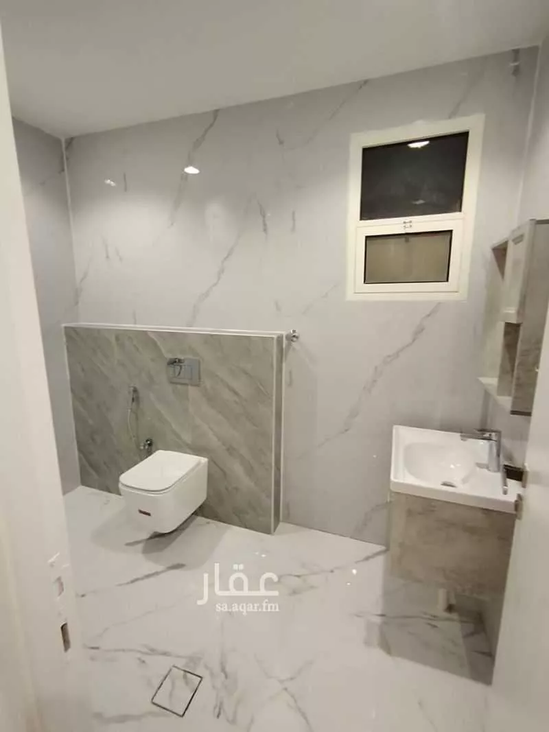 5 bedroom apartment in Al Uraija Al Gharbiyah, Riyadh 7