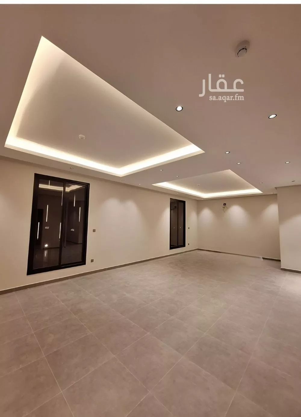 شقة 3 غرف في السعادة 6