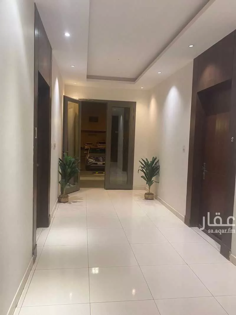 4 bedroom apartment in King Faisal 13