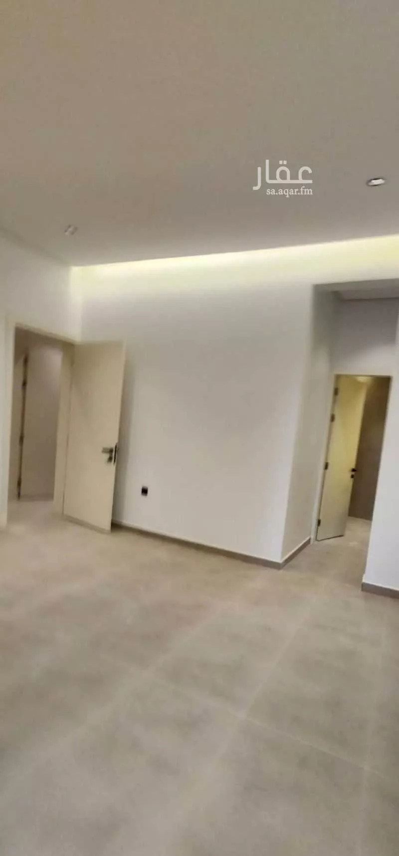 4 bedroom apartment in Al Hazm 6