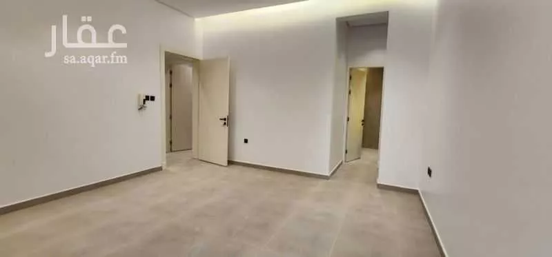 4 bedroom apartment in Al Hazm 8