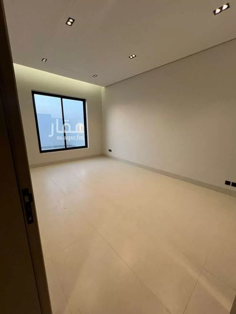 4 bedroom floor in Dahiat Namar 15