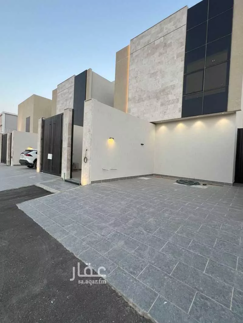 4 bedroom floor in Dahiat Namar 7