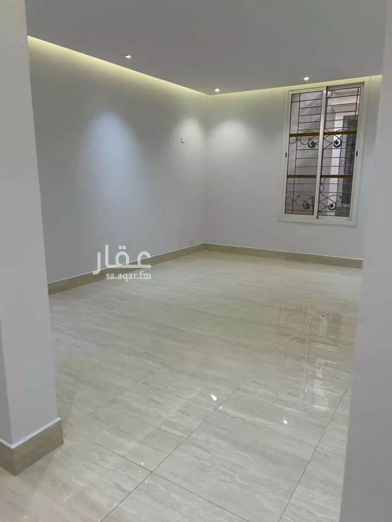 3 bedroom apartment in Al Yasmin 15