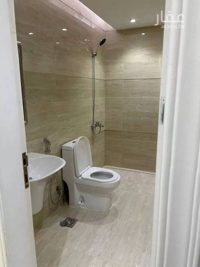 3 bedroom apartment in Al Yasmin 16