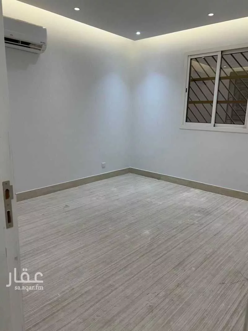 3 bedroom apartment in Al Yasmin 10