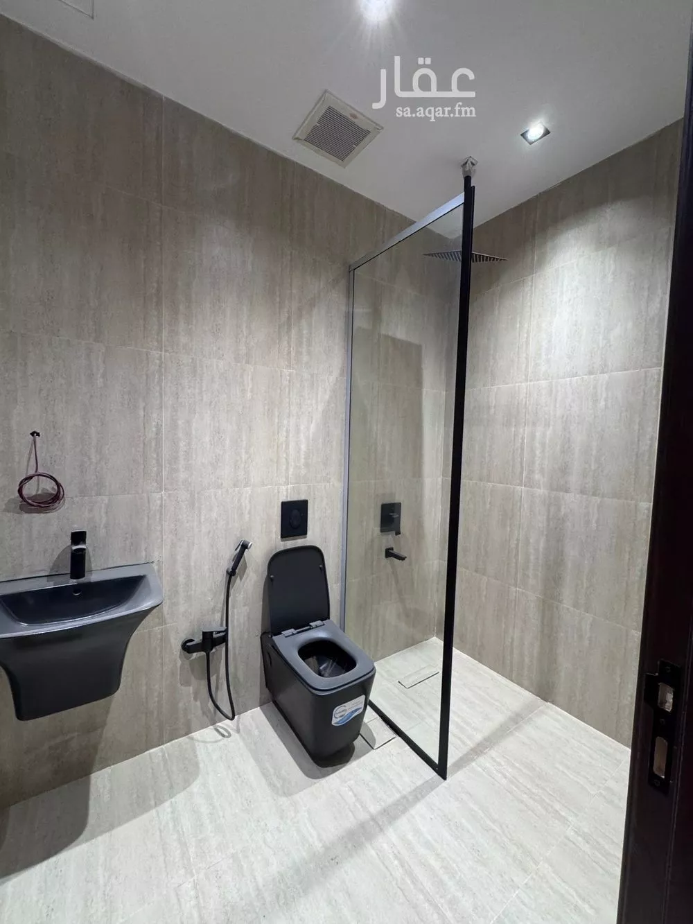 4 bedroom apartment in Al Aridh 3