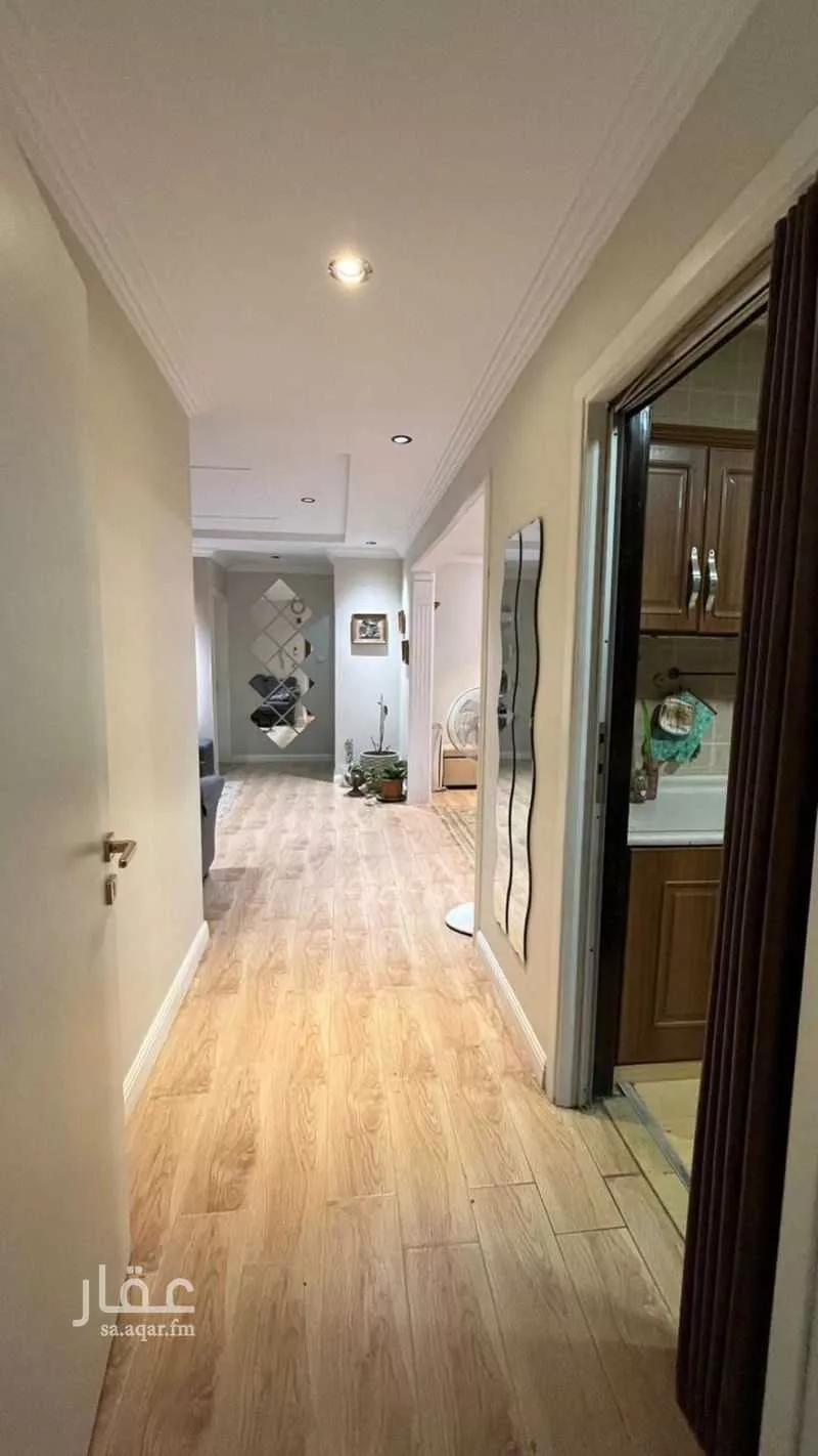 8 bedroom apartment in Irqah 15