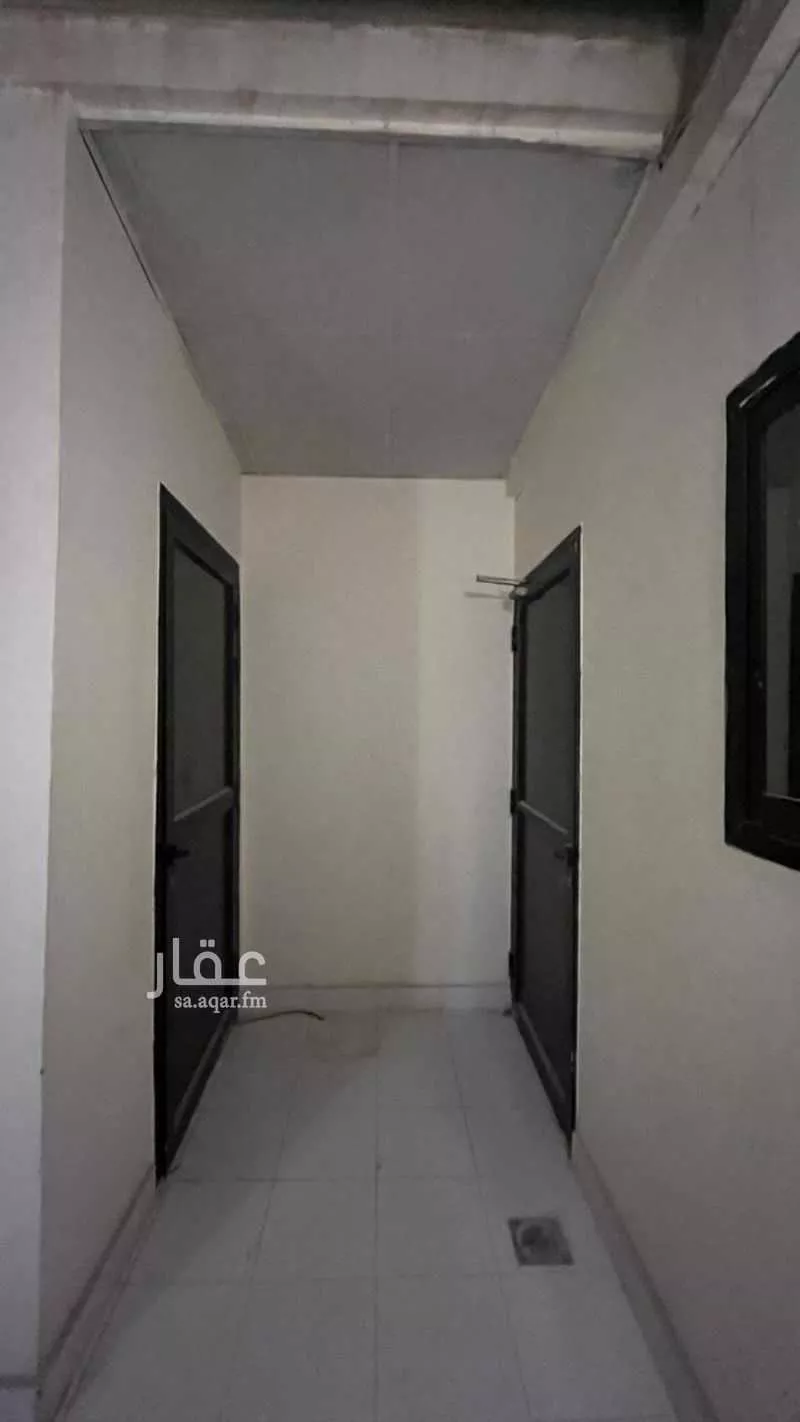 8 bedroom apartment in Irqah 17