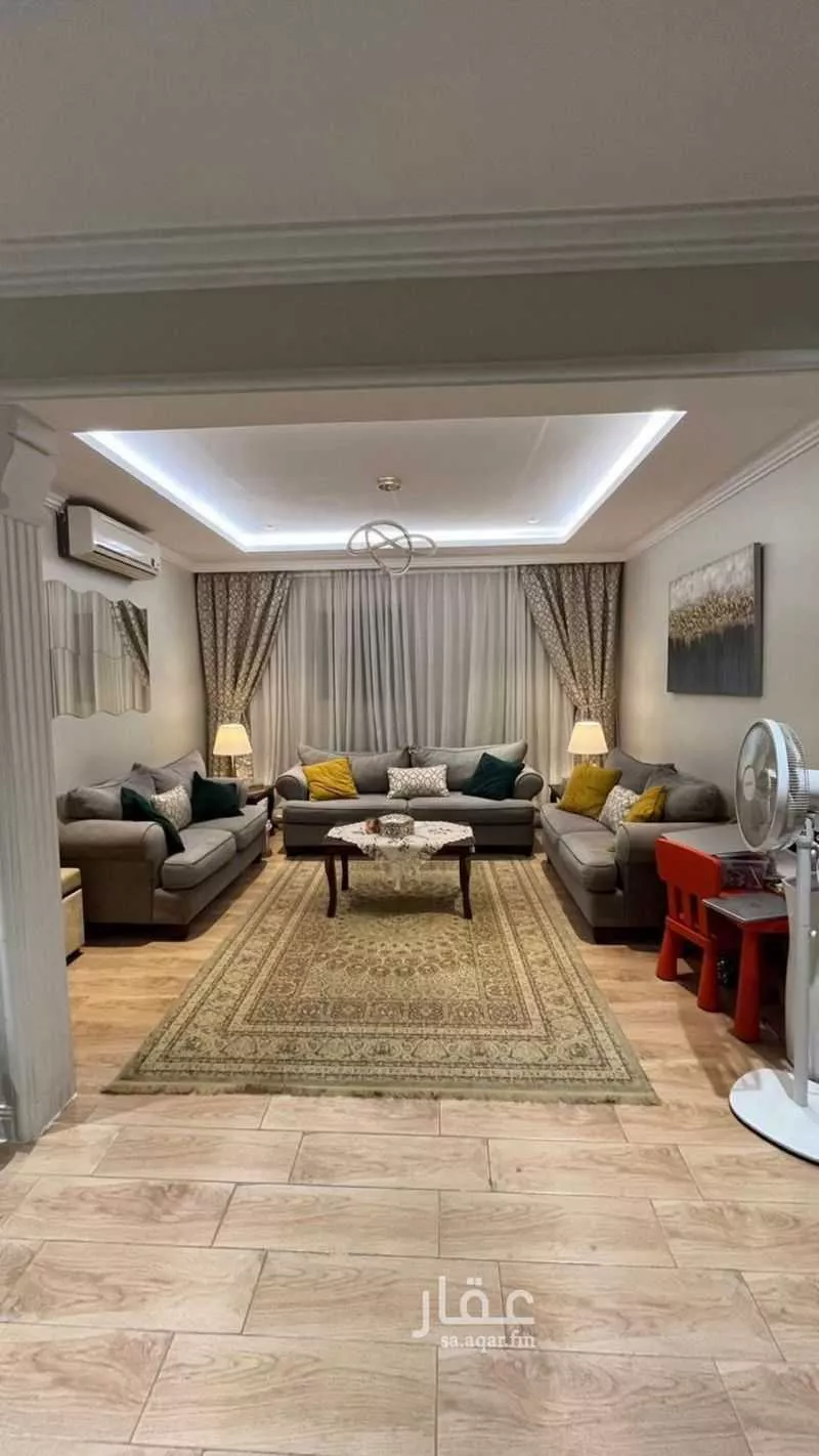 8 bedroom apartment in Irqah 4