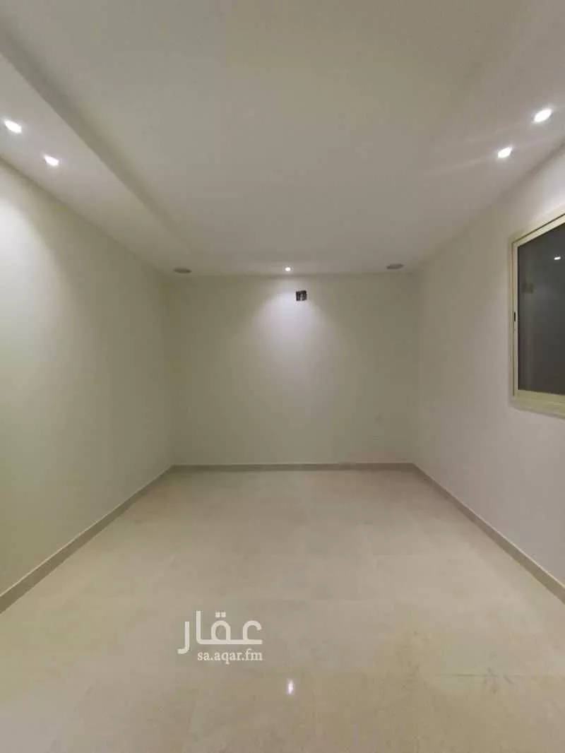 شقة 3 غرف في الرمال 10