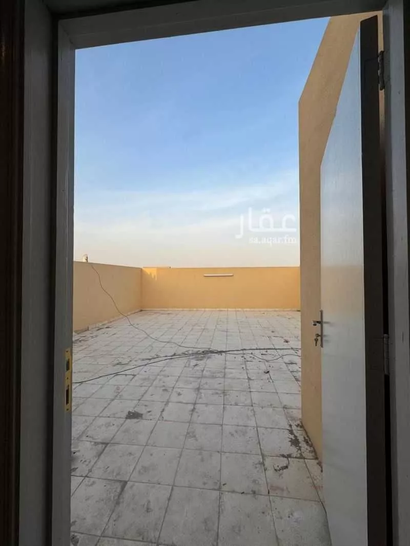 شقة 4 غرف في ظهرة لبن 10