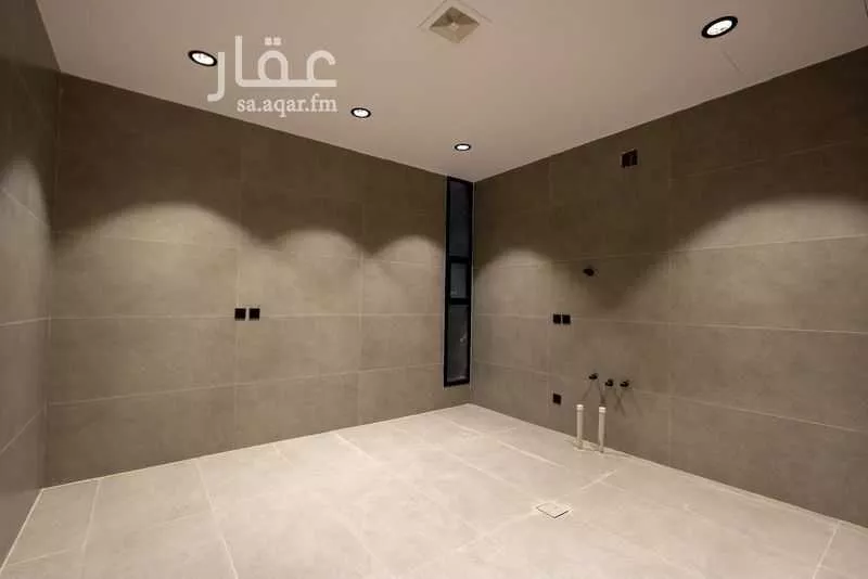 شقة 4 غرف في الشرق 13