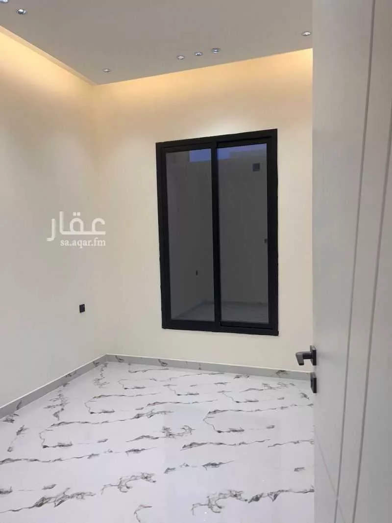 شقة 5 غرف في بدر 10
