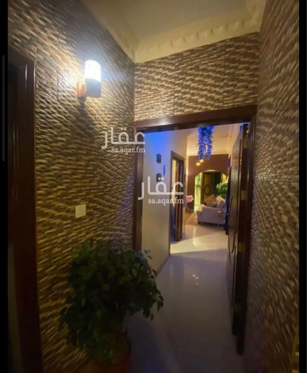 3 bedroom apartment in Al Hazm 4