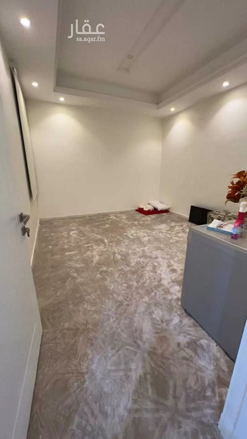 5 bedroom apartment in Tuwaiq 12