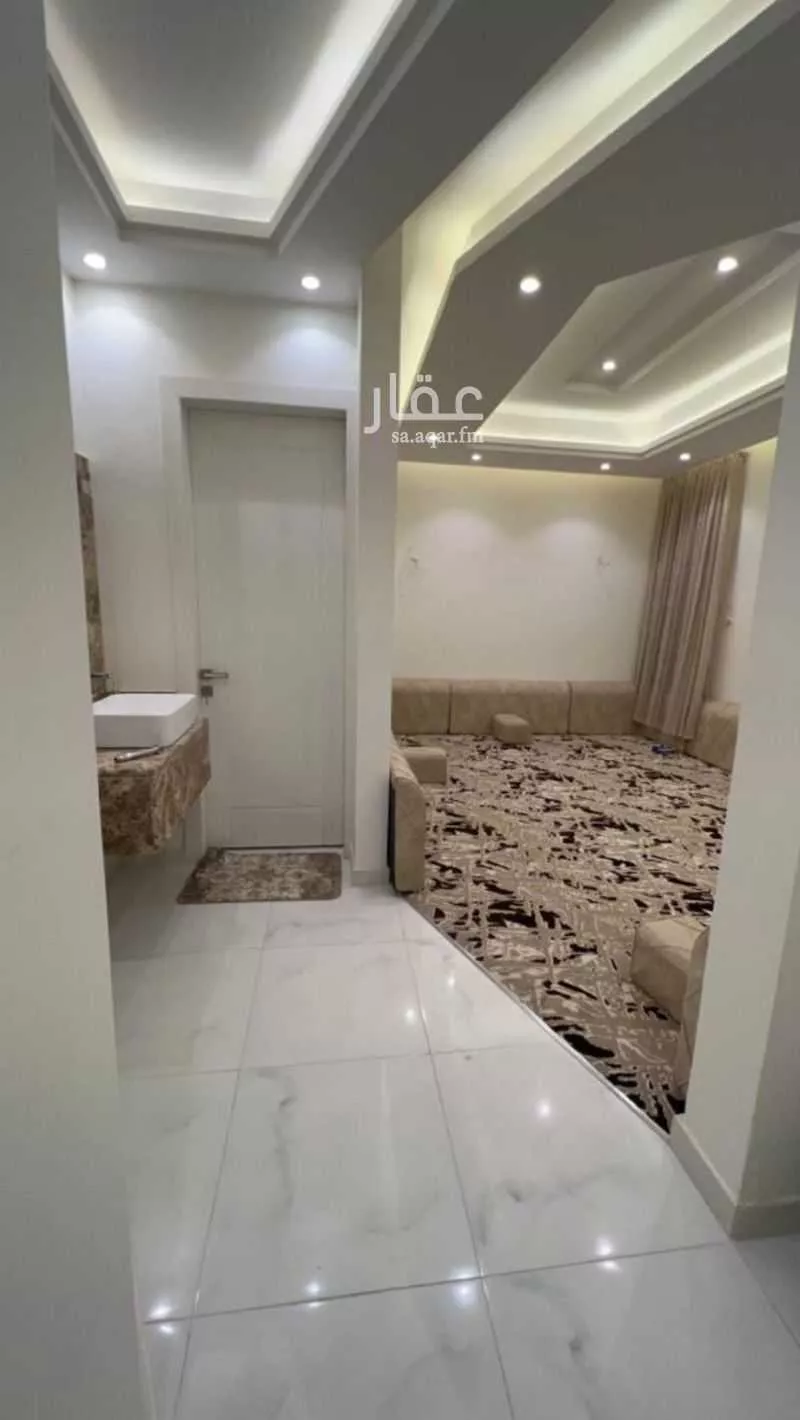 5 bedroom apartment in Tuwaiq 10
