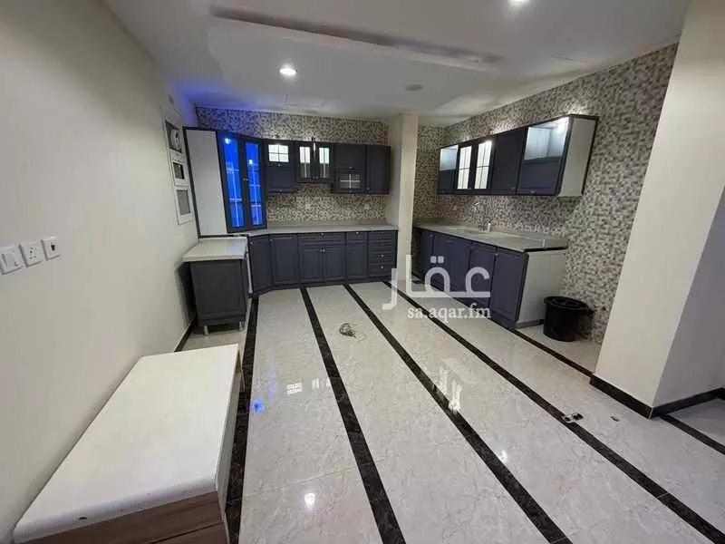 4 bedroom apartment in Dhahrat Laban 11