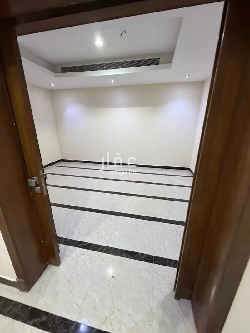 4 bedroom apartment in Dhahrat Laban 21