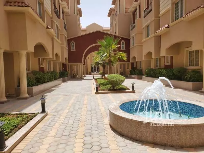 4 bedroom apartment in Dhahrat Laban 4