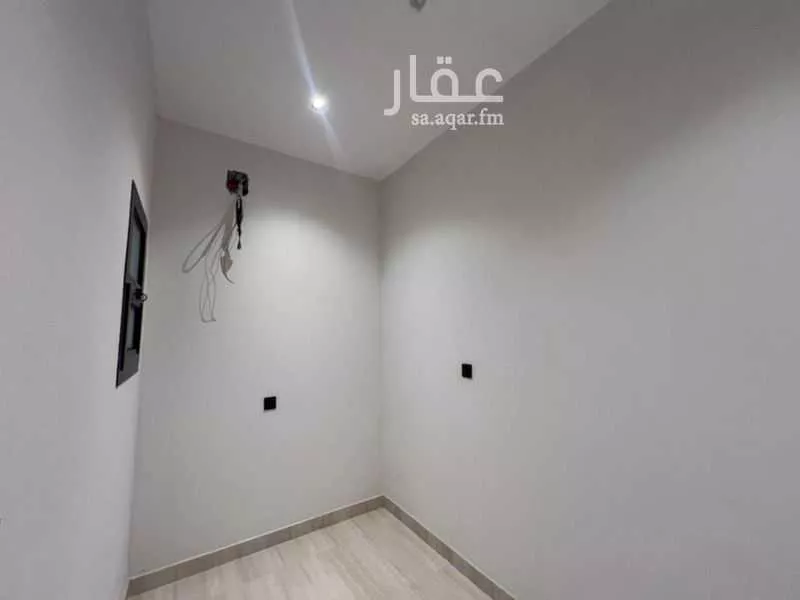 شقة 4 غرف في الرمال 26