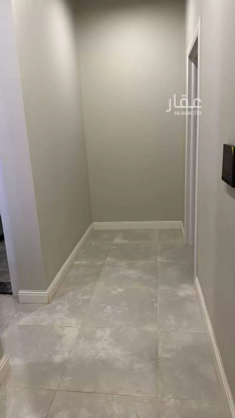 شقة 4 غرف في الرمال 7