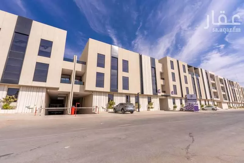 4 bedroom apartment in Al Rimal 6