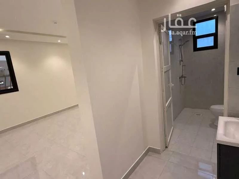 4 bedroom apartment in Al Rimal 8