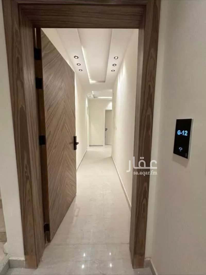 3 bedroom apartment in Al Hazm 4