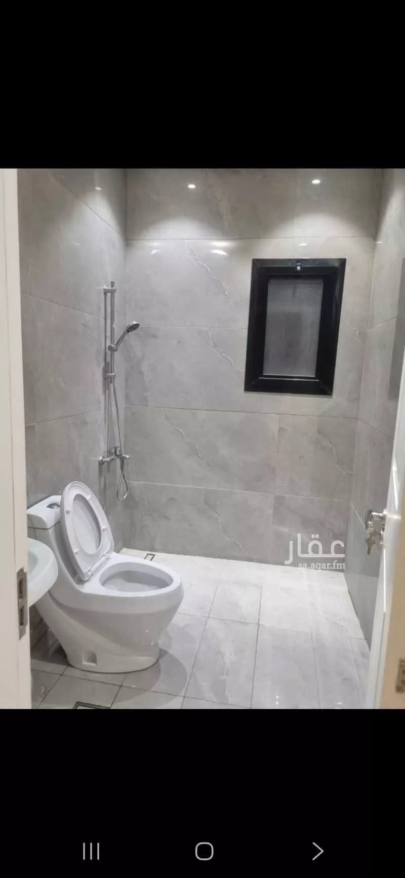 شقة 3 غرف في عرقة 3
