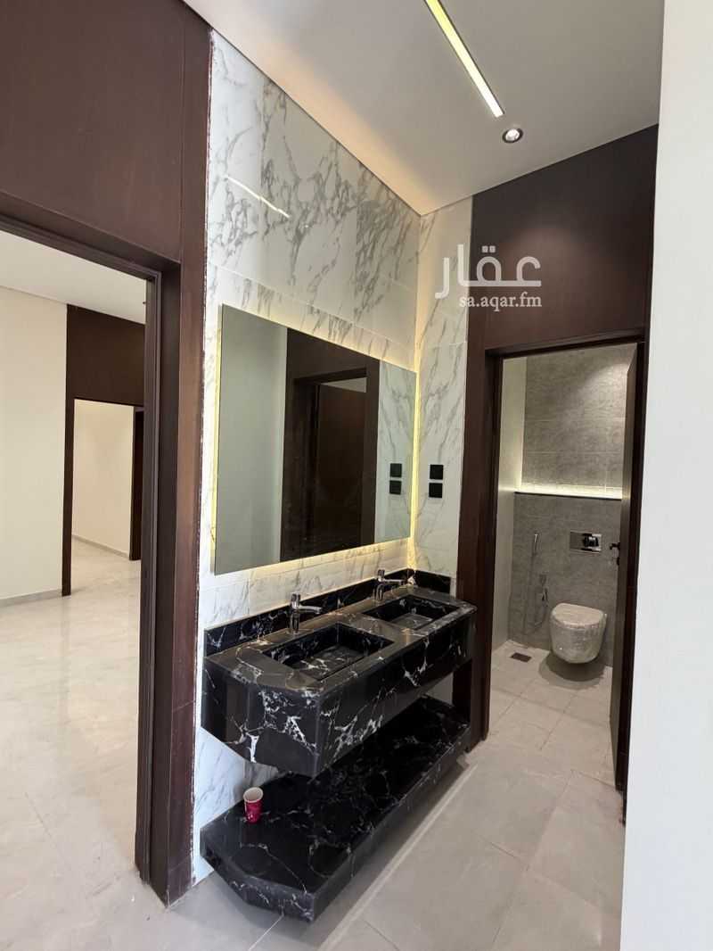 4 bedroom apartment in Tuwaiq, Riyadh 25