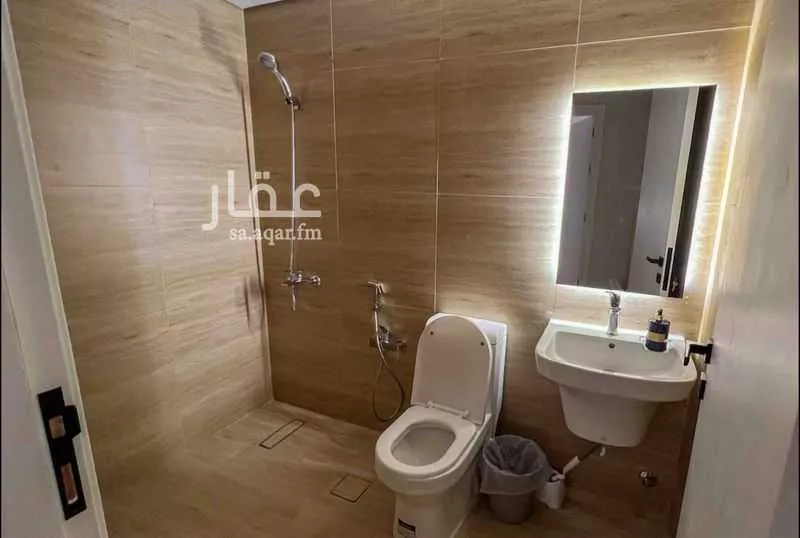 3 bedroom apartment in Al Ghadir 8