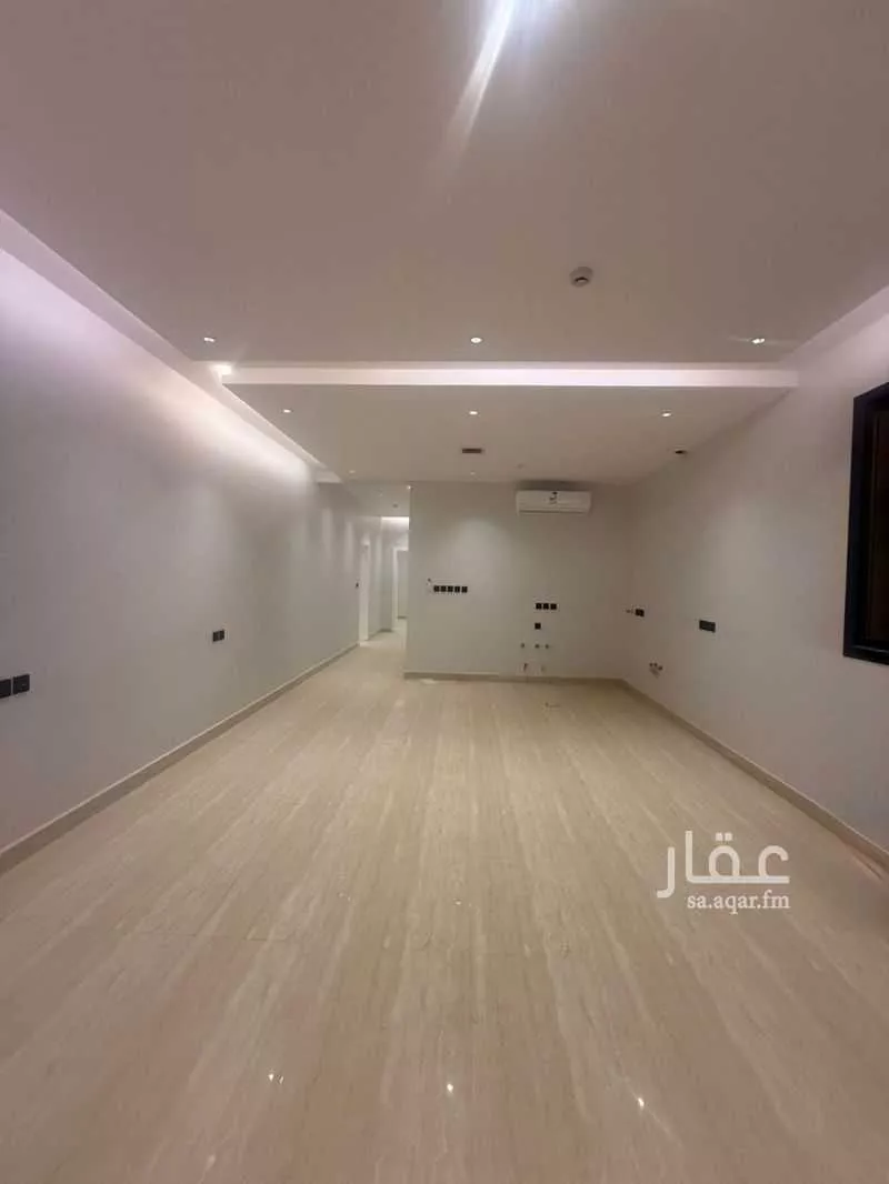 4 bedroom apartment in Al Maizilah 11
