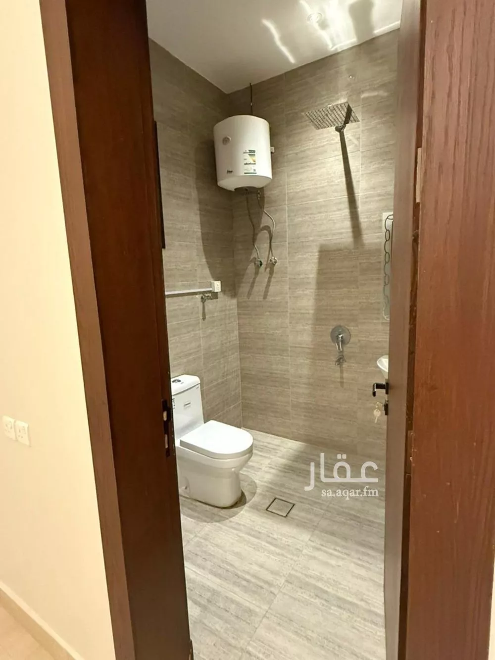 شقة 3 غرف في الرمال 10