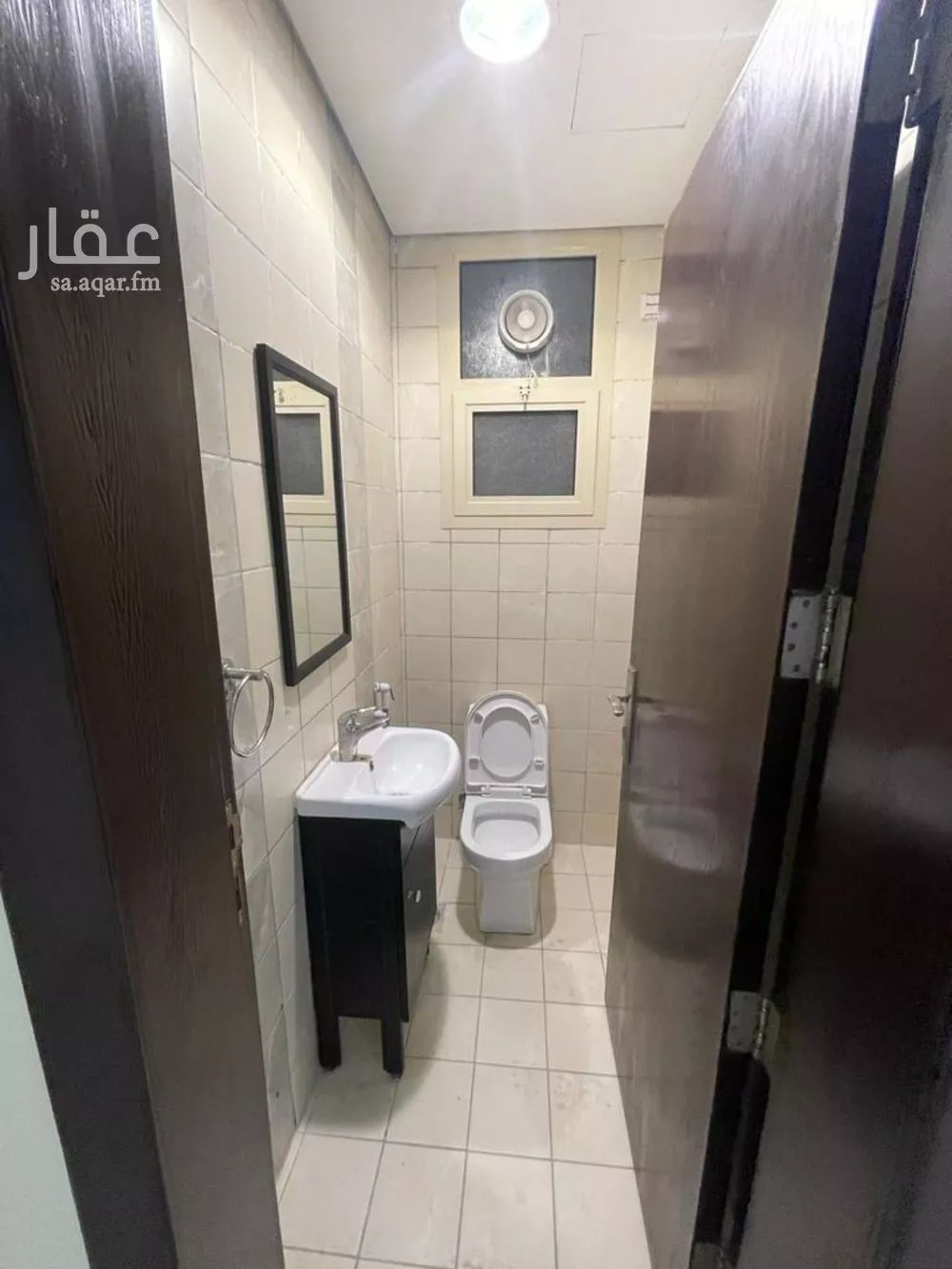 شقة 3 غرف في الملقا 7
