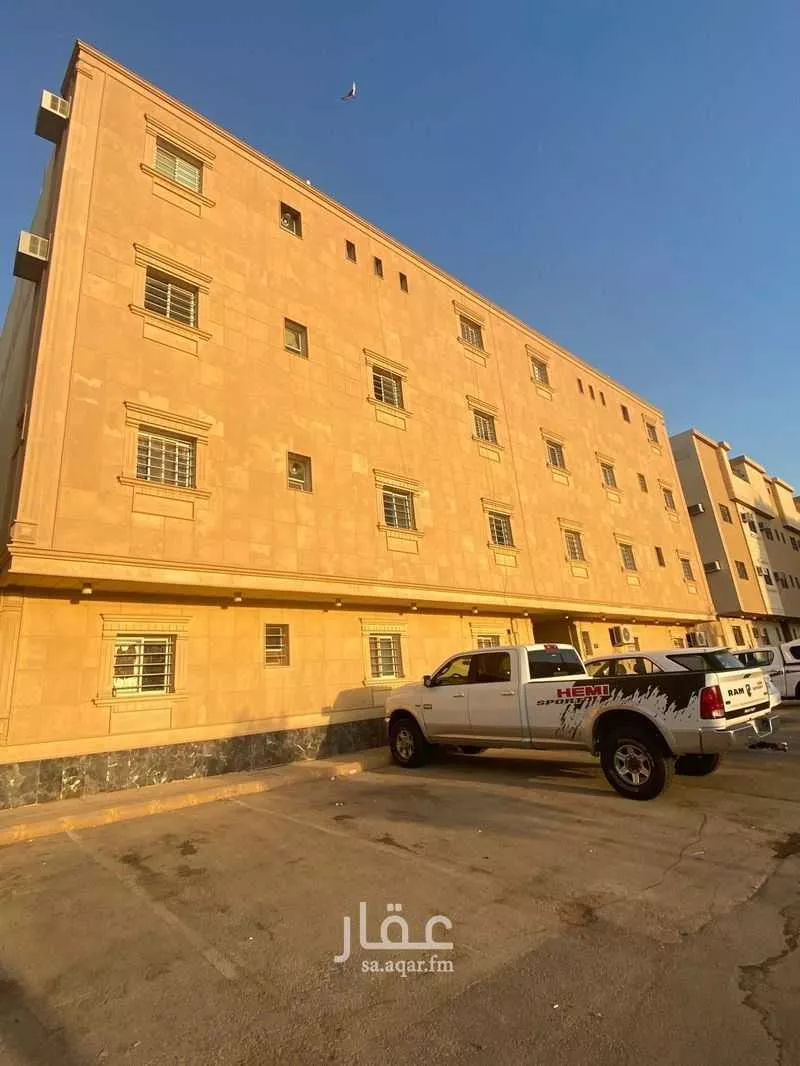 شقة 4 غرف في لبن 24