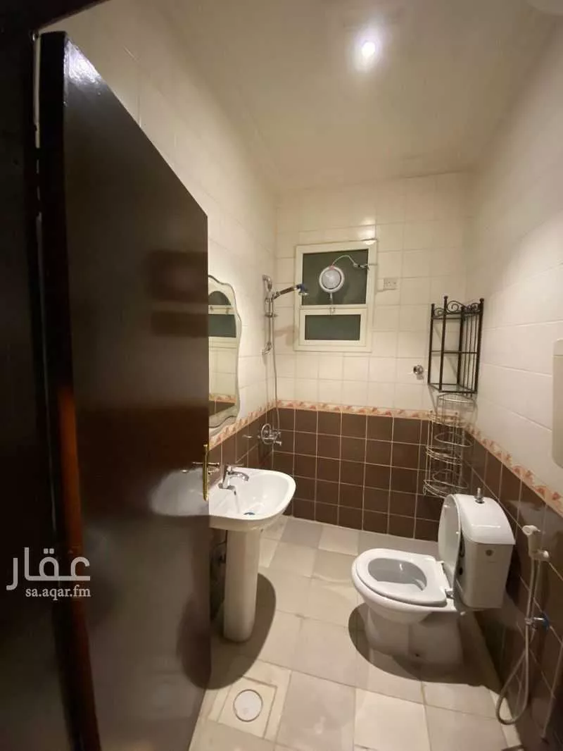 شقة 4 غرف في لبن 29