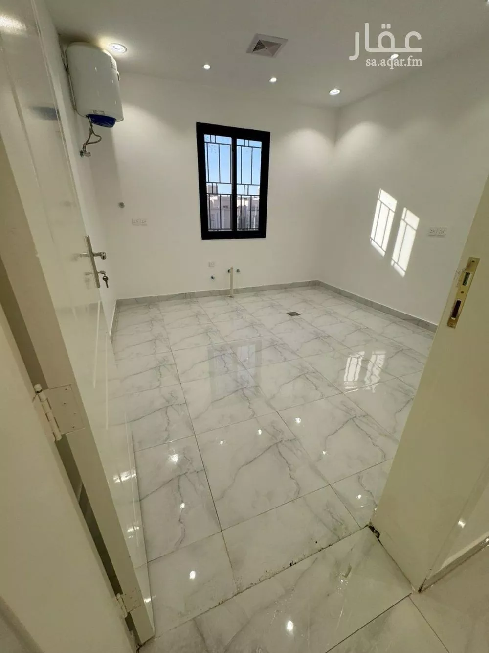 3 bedroom apartment in Al Rimal 6