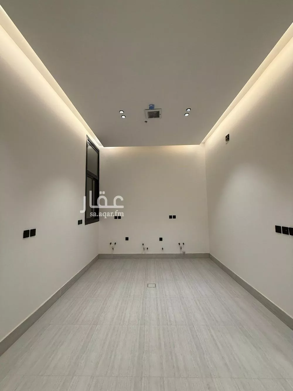 3 bedroom apartment in Al Yarmouk 4