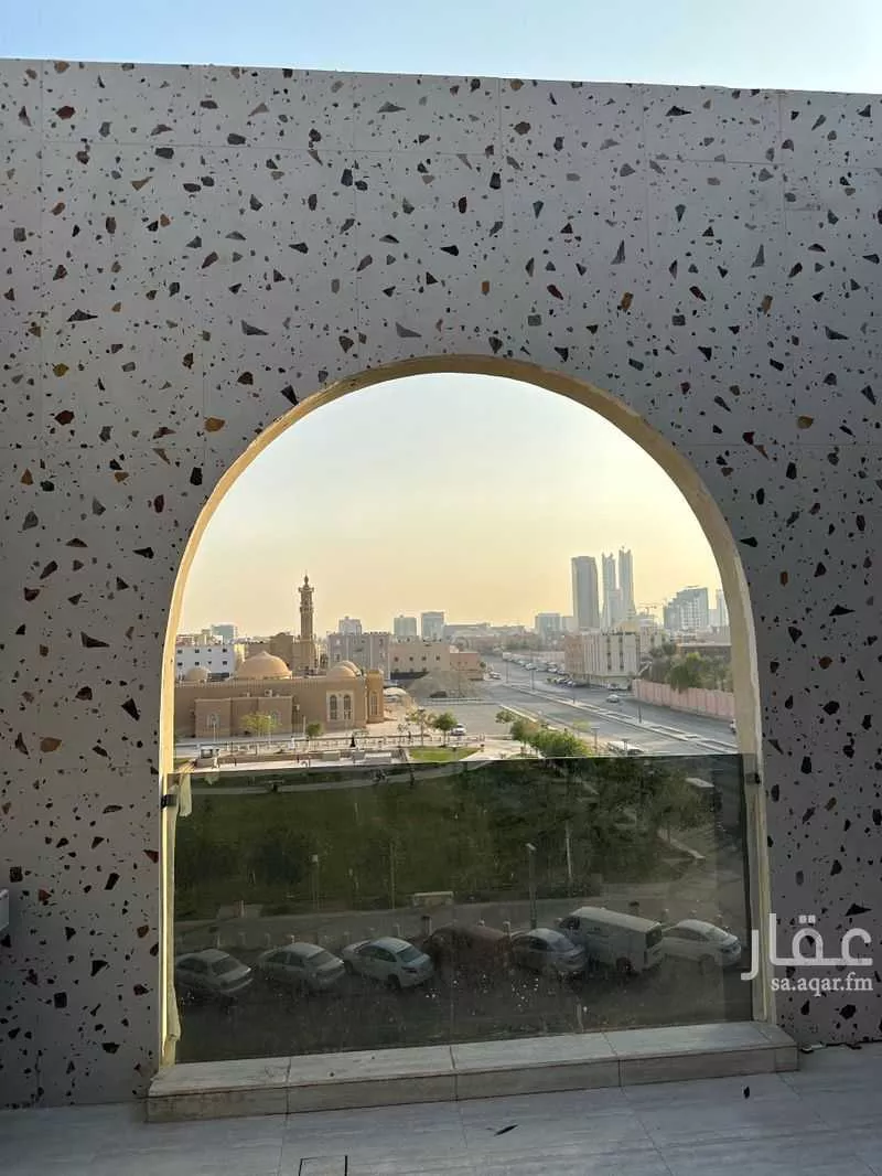 4 bedroom apartment in Al Malqa 4